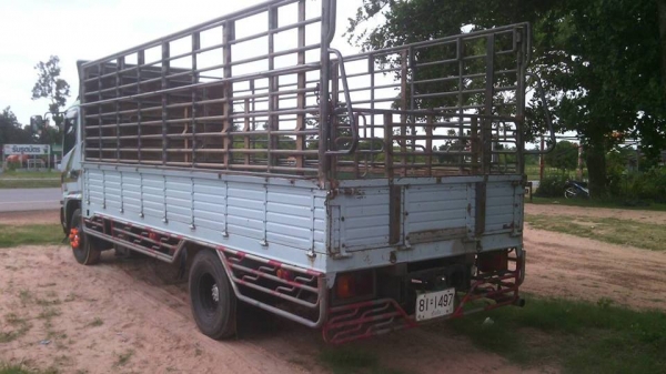 ขาย6ล้อ HiNO MEGA150 ปี50ยาว5.50เมตร แชชซีสวยเครื่องดี เพาเวอร์ เบรคทิ๊ฟฟี่ พร้อมคอกเสริมข้างแป๊ปขาว