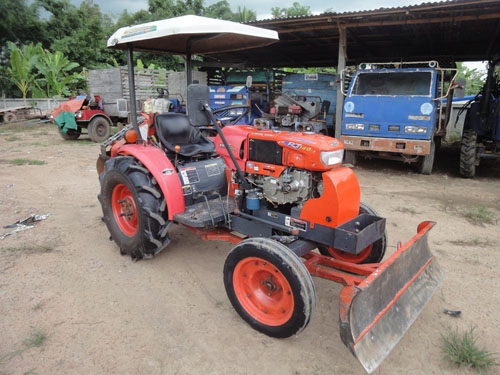 คูโบต้า KRT 140 ใบมีดดันหน้าช้าง ผานหลังช้าง