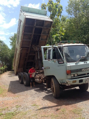 สิบล้อ อีซู FVZ195 ปี39 นางฟ้า สโลส 2เพา ดั้มสามมิต สภาพดีพร้อมใช้งาน ทะเบียนพร้อมโอน ราคา780,000บ ต่อรองได้