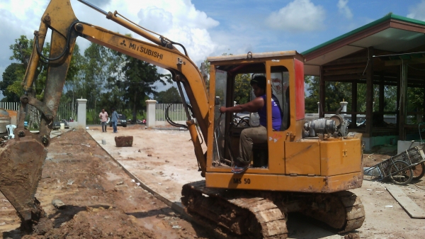 ขายรถแบ็คโฮ MITSUBISHI 50 u ขายรถแบ็คโฮ MITSUBISHI 50 u