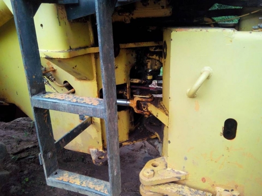 รถตัก KOMATSU 515 (เก่าญี่ปุ่น)