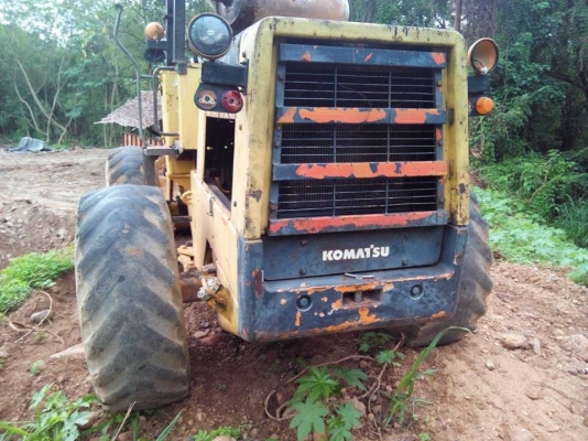 รถตัก KOMATSU 515 (เก่าญี่ปุ่น)