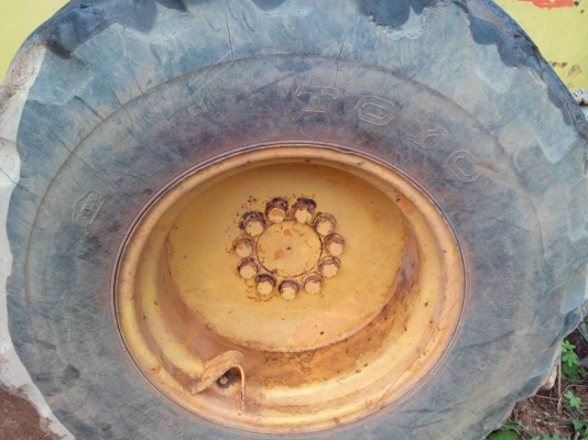 รถตัก KOMATSU 515 (เก่าญี่ปุ่น)