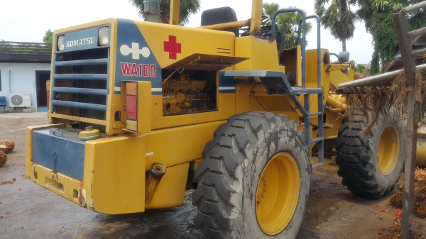 ขายด่วน รถตัก ยี่ห้อ WA100