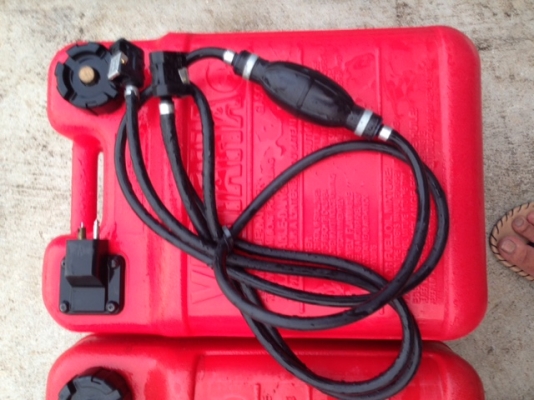 ขายถังน้ำมัน Suzukiของแท้ Yamahaใช้งานครั้งเดียว ขายถังน้ำมัน Suzukiของแท้ Yamahaใช้งานครั้งเดียว