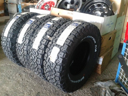 ขายยาง BF K02  265-75-16  ปี15