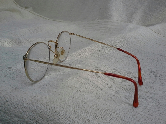 แว่นสายตายาวคลาสสิคระดับตำนาน  ALGHA/ERIC CLAPTON made in England