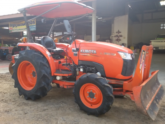 ปัญญาแทรคเตอร์..จัดมาให้ครับ ด่วน!!!คูโบต้า L3608 พร้อมใบมีดคานล่าง พร้อมผาน6 ตราช้าง22&times;6รถไร่สีเดิมๆ