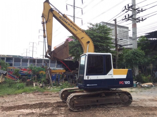 KOMATSU PC100-5 โซ่ใบแท้สวย ไฟฟ้า แอร์เย็น ใช้งานดี เอกสารอินวาย  สนใจติดต่อ 0890854790