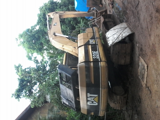 ขายดาวน์CAT 320V2 สภาพพร้อมใช้งาน เครื่องเดิมปั้มเดิม เอกสารเล่มทะเบียน