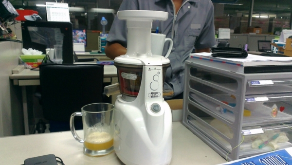 ขายเครื่องคั้นน้ำผลไม้พร้อมแยกกาก