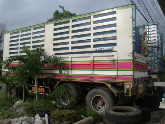 ขายลูกพ่วง 3 เพลา ไม่ดั้มปี 53 อู่ ST ยาว 6.8 เมตร พร้อมใช้งาน ขายลูกพ่วง 3 เพลา ไม่ดั้มปี 53 อู่ ST ยาว 6.8 เมตร พร้อมใช้งาน