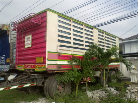 ขายลูกพ่วง 3 เพลา ไม่ดั้มปี 53 อู่ ST ยาว 6.8 เมตร พร้อมใช้งาน ขายลูกพ่วง 3 เพลา ไม่ดั้มปี 53 อู่ ST ยาว 6.8 เมตร พร้อมใช้งาน