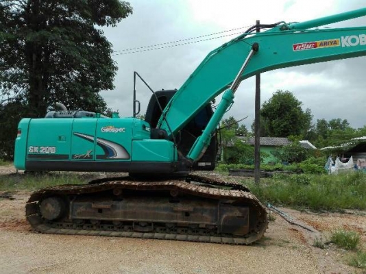 รถแม็คโครตักดิน Kobelco SK200 Super X สภาพสวย ราคาถูก โทร 089-4812345