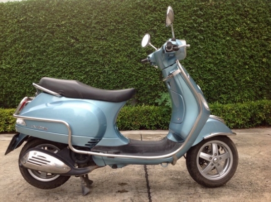 Vespa lx 125 ie สีฟ้าสวยๆ ทะเบียนพร้อมโอนภาษีหมดปี59