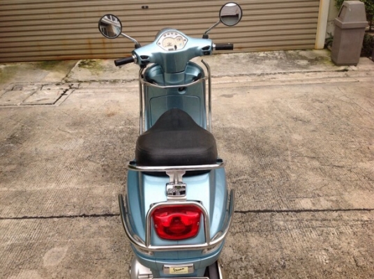 Vespa lx 125 ie สีฟ้าสวยๆ ทะเบียนพร้อมโอนภาษีหมดปี59