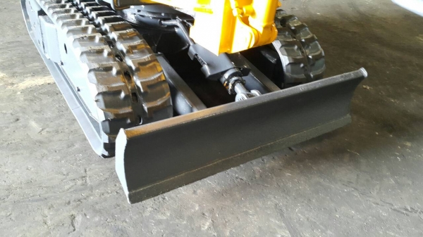 ขาย รถขุด YANMAR รุุ่น YB121U แทร็กยางสวย มือสองญี่ปุ่น ขนาดเท่า PC05 สวยพร้อมใช้งาน มือถือ/LINE ID: 0818753444 ขาย รถขุด YANMAR รุุ่น YB121U แทร็กยางสวย มือสองญี่ปุ่น ขนาดเท่า PC05 สวยพร้อมใช้งาน มือถือ/LINE ID: 0818753444