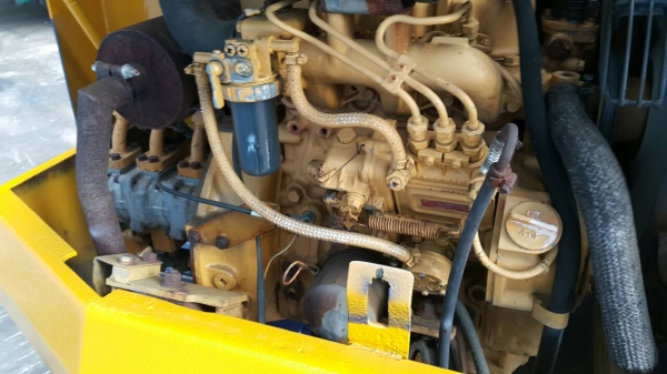 รถขุด KOMATSU รุ่น PC10-5- แทรกเหล็ก มือสองญี่ปุ่น สวย สลักแน่น ทุกส่วน มือถือ/LINE ID: 0818753444 รถขุด KOMATSU รุ่น PC10-5- แทรกเหล็ก มือสองญี่ปุ่น สวย สลักแน่น ทุกส่วน มือถือ/LINE ID: 0818753444