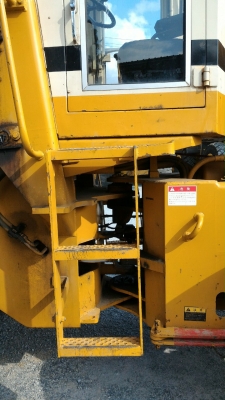 มาใหม่ รถตัก KOMATSU 510 กรองเดี่ยว ซีเรียลสูง นำเข้าจากญี่ปุ่น โทร. 090-986-2521 อ๊อบ มาใหม่ รถตัก KOMATSU 510 กรองเดี่ยว ซีเรียลสูง นำเข้าจากญี่ปุ่น โทร. 090-986-2521 อ๊อบ
