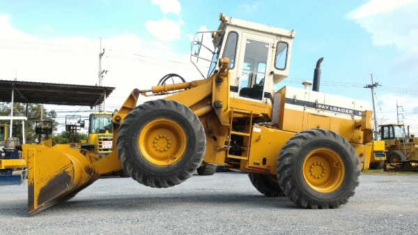 มาใหม่ รถตัก KOMATSU 510 กรองเดี่ยว ซีเรียลสูง นำเข้าจากญี่ปุ่น โทร. 090-986-2521 อ๊อบ มาใหม่ รถตัก KOMATSU 510 กรองเดี่ยว ซีเรียลสูง นำเข้าจากญี่ปุ่น โทร. 090-986-2521 อ๊อบ