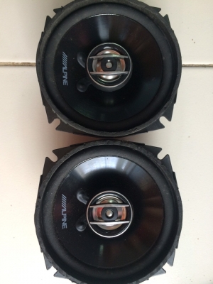 ลำโพง Alpine STE-122C 2ทาง 4นิ้ว 100W กรวยโพลี เสียงกลางแหลมชัด เบสนุ่น เสียงดี มือ2 ญี่ปุ่น