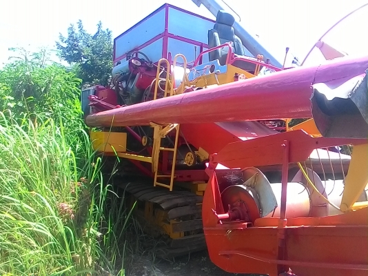 รถเกกี่ยวเกษตรพัฒนา ช้างน้อยไวไฟ