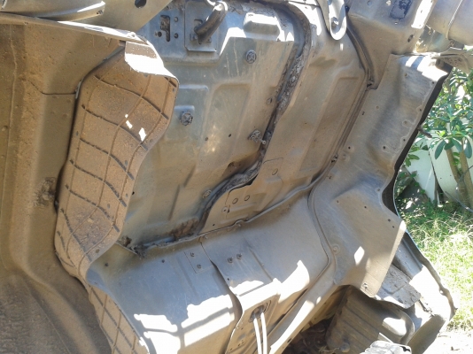 6 ล้อดั้ม Nkr สนใจโทรสอบถามได้ 0898500086  วิโรจน์