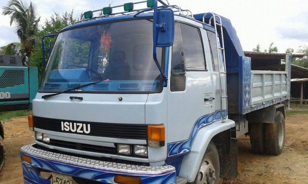 หกล้อ อีซูซุ FTR165 ดั้ม5คิว แคชชีใหญ่สภาพดีสวยพร้อมใช้ ทะเบียนพร้อมโอน หกล้อ อีซูซุ FTR165 ดั้ม5คิว แคชชีใหญ่สภาพดีสวยพร้อมใช้ ทะเบียนพร้อมโอน