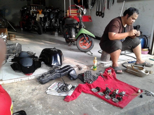 ขายซูซูกิ GSXR 400 r6 ครับ สำเนาทะเบียน(ต่อ พรบได้) เลขคอ/เครื่องตรง