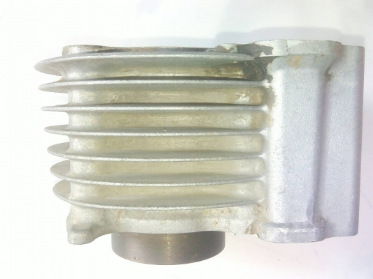 เสื้อสูบมีโอยามาฮ่า