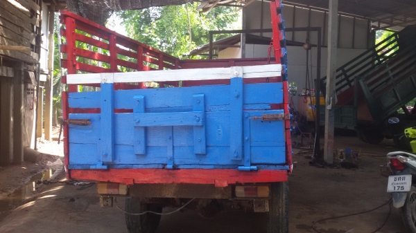 อีแต๋น เครื่องคูโบต้าอีที110งามๆ ราคา65000บาทโทร0813655997อำพร พาเจริญ อยู่ อ คลองขลุง จ กำแพงเพชร ราคานี้ยังต่อลองได้อีกนะครับ