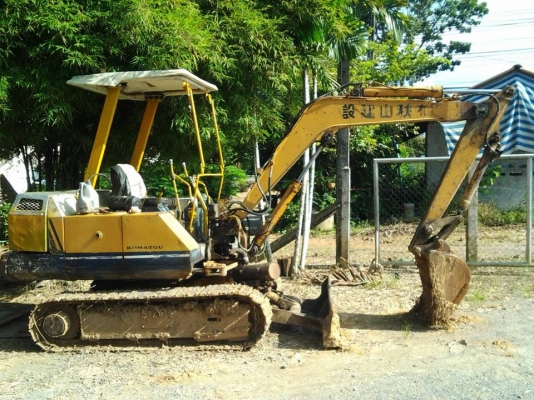 ลดราคาด่วนๆครับ KOMATSU PC30 รุ่น 5 (เจ้าของขายเองครับ ไม่ผ่านนายหน้า)