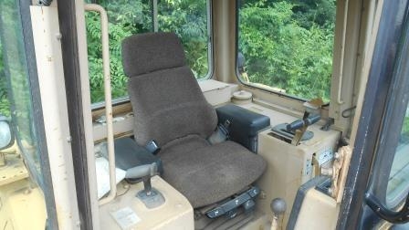 ขายรถดันดิน D5H สภาพสวยพร้อมใช้นำเข้าจาก Japan สนใจติดต่อ อำพล 090-9694506, 080-3031241