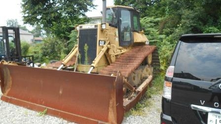 ขายรถดันดิน D5H สภาพสวยพร้อมใช้นำเข้าจาก Japan สนใจติดต่อ อำพล 090-9694506, 080-3031241