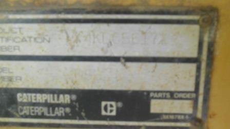 ขายรถดันดิน D5H สภาพสวยพร้อมใช้นำเข้าจาก Japan สนใจติดต่อ อำพล 090-9694506, 080-3031241