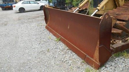 ขายรถดันดิน D5H สภาพสวยพร้อมใช้นำเข้าจาก Japan สนใจติดต่อ อำพล 090-9694506, 080-3031241