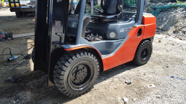 ขายรถยก3ตันรุ่นล่าสุดออโต้แรงขาดใจ