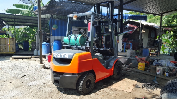 ขายรถยก3ตันรุ่นล่าสุดออโต้แรงขาดใจ