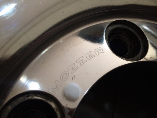 ขายล้อลายตัน MOZZER ขอบ 15x8.5 ET-33 6 รูกระบะ ออฟลึก ประมูลจากญี่ปุ่น ขายล้อลายตัน MOZZER ขอบ 15x8.5 ET-33 6 รูกระบะ ออฟลึก ประมูลจากญี่ปุ่น