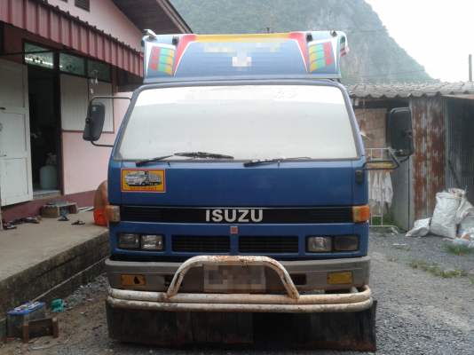 ISUZU NPR 115