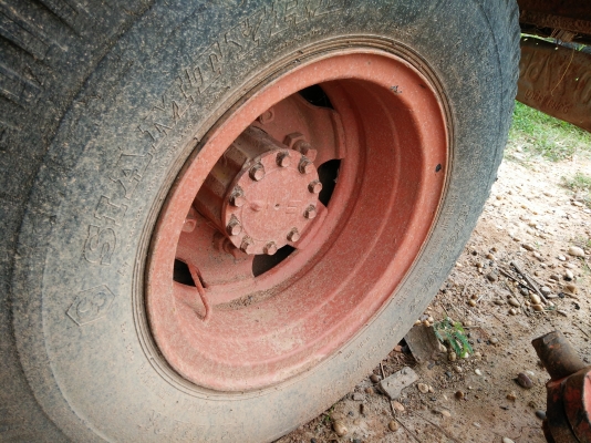 ขาย รถนวดข้าวตู้ 7ฟุต เครื่องisuzu 185 แรง เฟื้องfหน้าหลัง