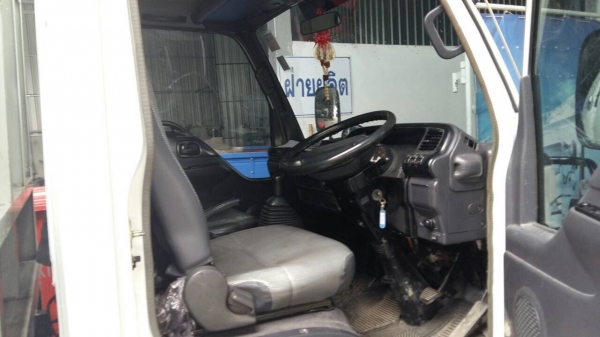 ขายรถกระบะบรรทุก 4 ล้อ