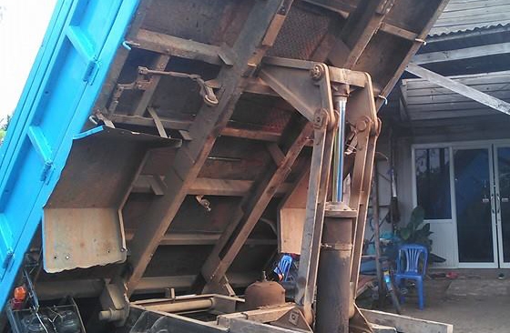 **245,000 บ.ต่อรอง///6ล้อดั้มดิน/ดั้มเกษตร ISUZU-100** ขาย ISUZU TL-100 6ล้อดั้มดิน/ดั้มเกษตรได้ ISUZU TL 4BB1-100แรง เกียร์สั้นสาย แล้ว วางหัวCHEETAH (ลงเล่ม) เครื่อง100แรง ฝาดำ เครื่องดี แรงดี แน่น เกียร์สั้นเข้าง่าย ไม่หลุดครับ ช่วงล่างใหญ่ HINO FC คาน **245,000 บ.ต่อรอง///6ล้อดั้มดิน/ดั้มเกษตร ISUZU-100** ขาย ISUZU TL-100 6ล้อดั้มดิน/ดั้มเกษตรได้ ISUZU TL 4BB1-100แรง เกียร์สั้นสาย แล้ว วางหัวCHEETAH (ลงเล่ม) เครื่อง100แรง ฝาดำ เครื่องดี แรงดี แน่น เกียร์สั้นเข้าง่าย ไม่หลุดครับ ช่วงล่างใหญ่ HINO FC คาน