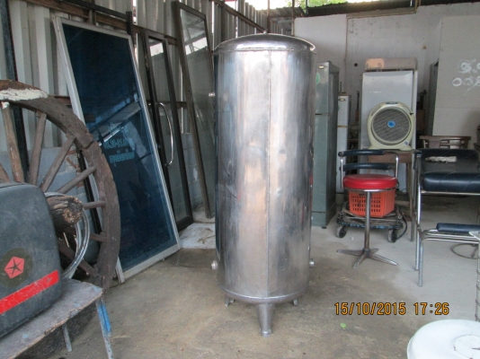 ถังแรงดันแสตนเลสหนา   ราคาถูก  ขาย3800บาทครับ