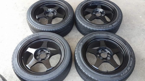 Spoon ขอบ 16 4รู100 แถมยางดอกสวยๆพร้อมใช้งาน