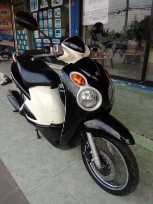 Jelato 125cc หัวฉีดประหยัดน้ำมัน สวยๆน่ารักๆ ขายราคาถูกๆครับ