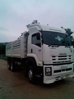 รถอีซูซุ 10 ล้อดั้ม FXZ 360 แรงม้า. ปี 54   สนใจติดต่อ  081 - 6079515