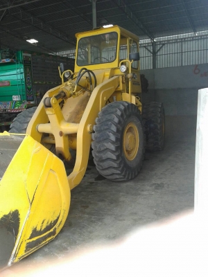 ขายรถตัก KOMATSU JH65 เอวอ่อน สภาพพร้อมใช้ ต่อแขนเรียบร้อย ตักขึ้นสิบล้อได้ครับ ขายรถตัก KOMATSU JH65 เอวอ่อน สภาพพร้อมใช้ ต่อแขนเรียบร้อย ตักขึ้นสิบล้อได้ครับ