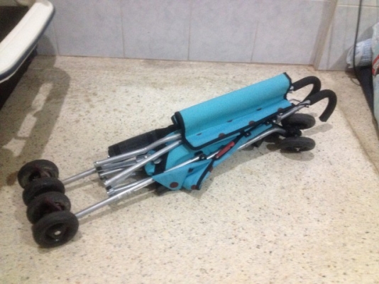 รถเข็นเด็กก้านร่มของเก่าญี่ปุ่นสภาพดีพับเล็กเก็บง่าย