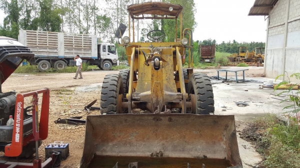 ขายรถตัก KOMATSU JH30 พร้อมใช้งาน รถใช้งานอยู่เป็นประจำ ราคาคุยกันได้ครับ ขายรถตัก KOMATSU JH30 พร้อมใช้งาน รถใช้งานอยู่เป็นประจำ ราคาคุยกันได้ครับ